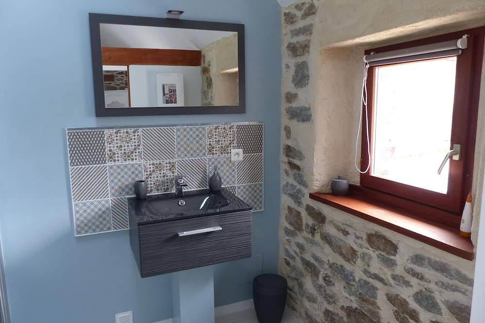 Family room, 2 mins from the beach in Plouër-sur-Rance, Dinan region