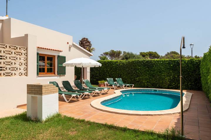 Villa pour 6 personnes, avec jardin et terrasse à Cala Blanca - 3