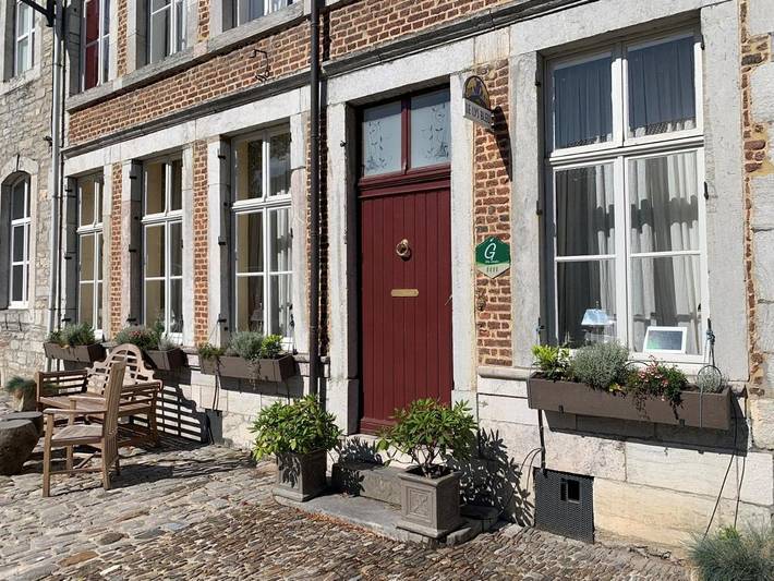Vakantiehuis voor 9 personen, met tuin en uitzicht, kindvriendelijk in Limbourg