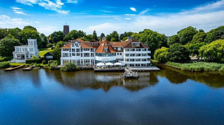 Hotel für 2 Personen, mit Terrasse und Whirlpool sowie Garten und Pool in Bad Zwischenahn