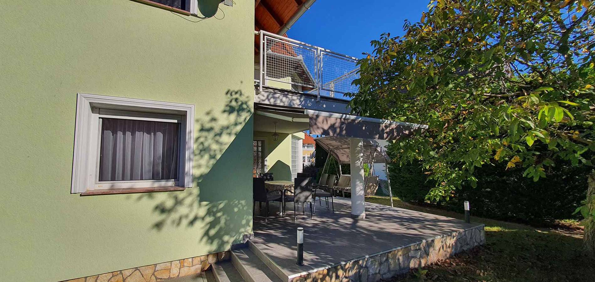 Maison de vacances avec belle terrasse in Balatonkeresztúr, Rive sud du lac Balaton