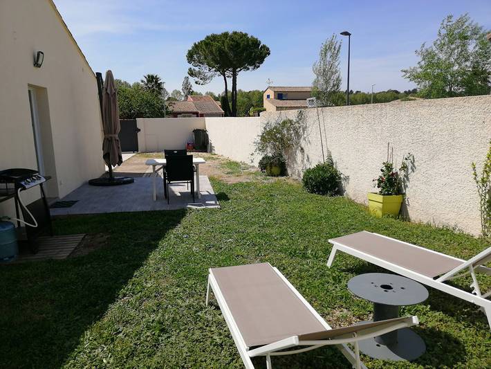 Studio pour 2 personnes, avec jacuzzi ainsi que jardin et terrasse dans l' Hérault - 2