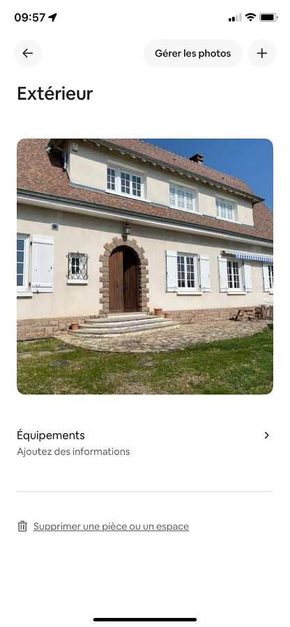 Location de vacances pour 10 personnes, avec Terrasse et Jardin ainsi que Piscine et Vue à Varennes-sur-Allier