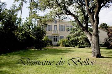 Location de vacances pour 8 personnes, avec terrasse et jardin à Alzonne