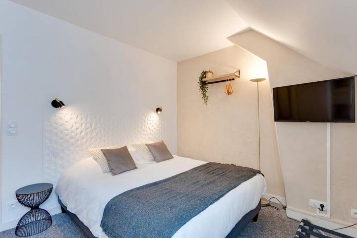 Hôtel pour 2 personnes, avec jardin et terrasse à Saint-Hilaire-du-Harcouët - 4