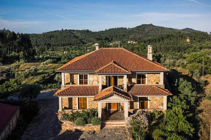 Gîte pour 4 personnes, avec balcon à Vila de Rei