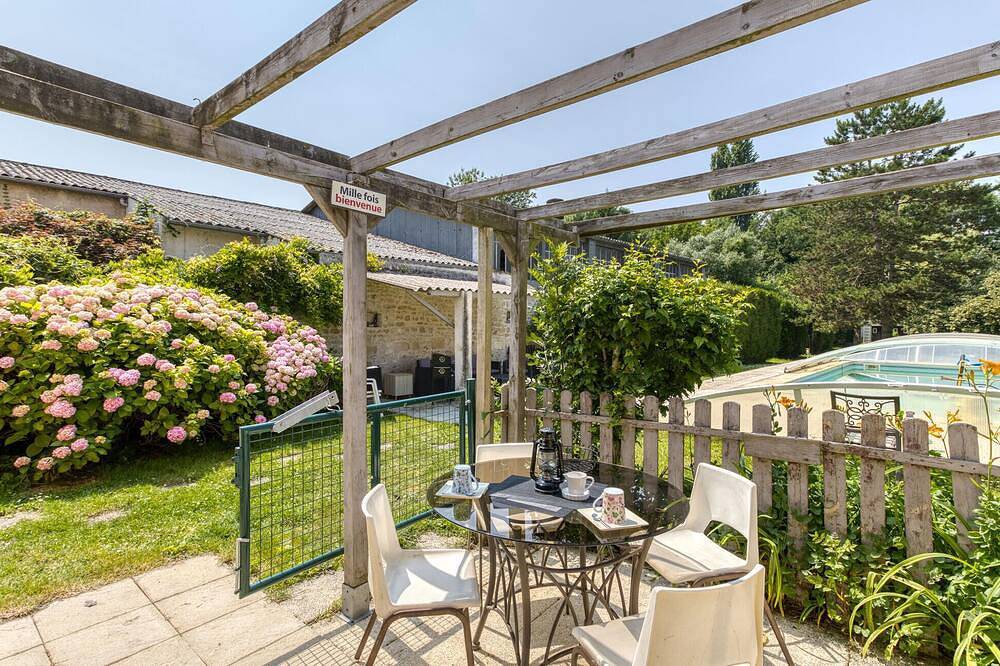 Gorgeous home in Saint-Jean-d'Angély in Saint-Jean-d'Angély, Saint-Jean-d'Angély region