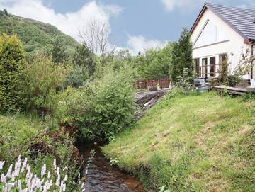Log Cabin for 2 People in Loch Eil, Scotland, Photo 1