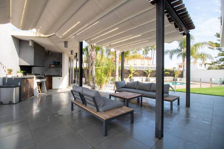 Chalet para 5 personas, con jardín además de vistas y piscina en Provincia de Castellón - 4