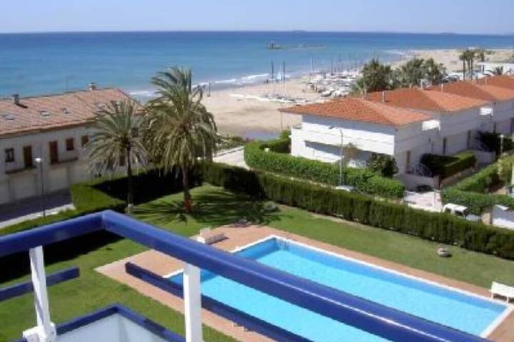 Ferienwohnung für 4 Personen, mit Pool und Garten - 1