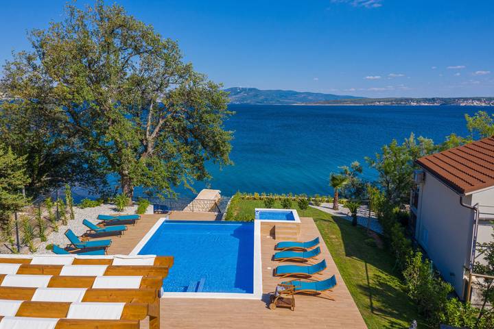 Dom wakacyjny dla 12 osób, z balkon i sauna oraz ogród i jacuzzi w Maslenica