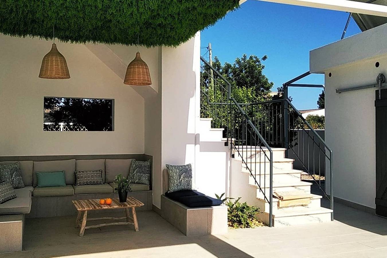 Ganze Wohnung, Modernes Apartment in Estói mit Gemeinschaftspool. in Estoi, Faro