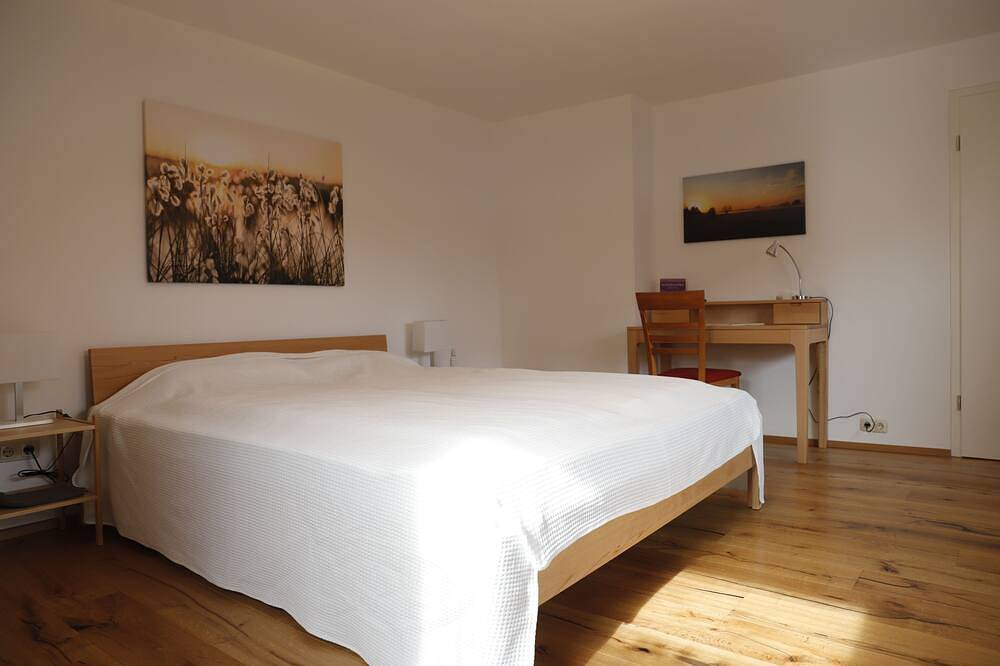 Ganze Wohnung, Ihre nächste Ferienwohnung für einen traumhaften Urlaub mitten im Pfaffenwinkel in Peißenberg, Pfaffenwinkel