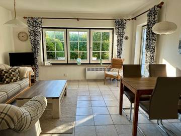 Ferienhaus 'Nordsee Huus' mit privater Terrasse, Gemeinschaftsgarten und Wi-Fi