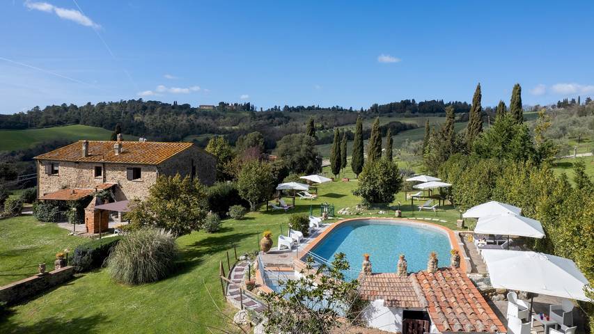 Villa für 12 Personen, mit Terrasse und Garten