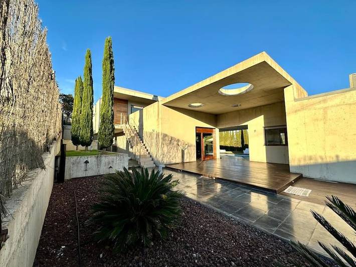 Chalet para 10 personas, con sauna y jardín además de jacuzzi y piscina, Se admiten mascotas - 1