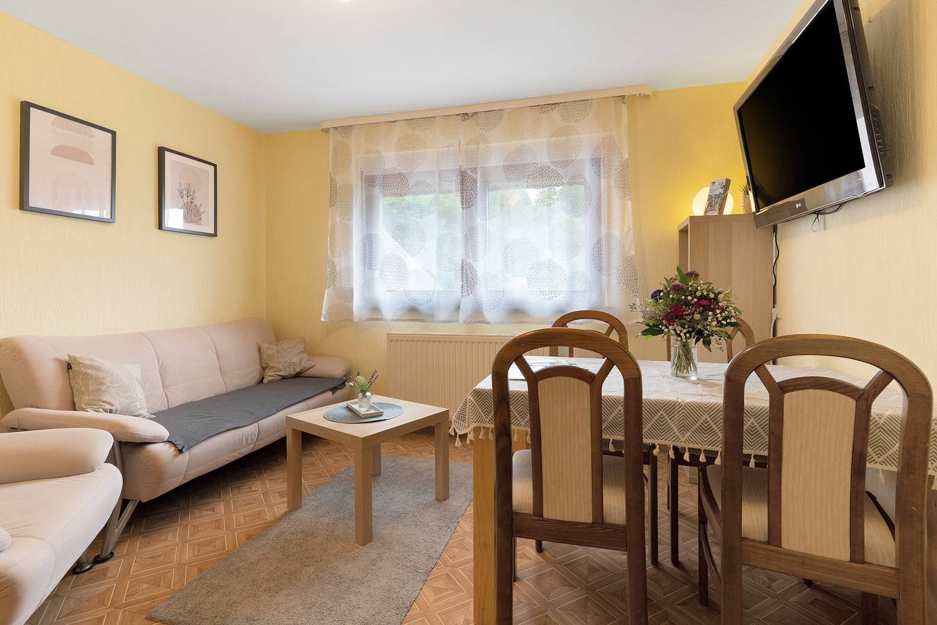 Ganze Wohnung, 'Ferienhof Brutoni Ferienwohnung 2' mit Bergblick, Gemeinschaftsgarten und Wlan in Bad Peterstal-Griesbach, Mittlerer Schwarzwald