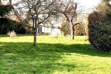 Gîte pour 8 personnes, avec jardin, adapté aux familles à Island Yonne
