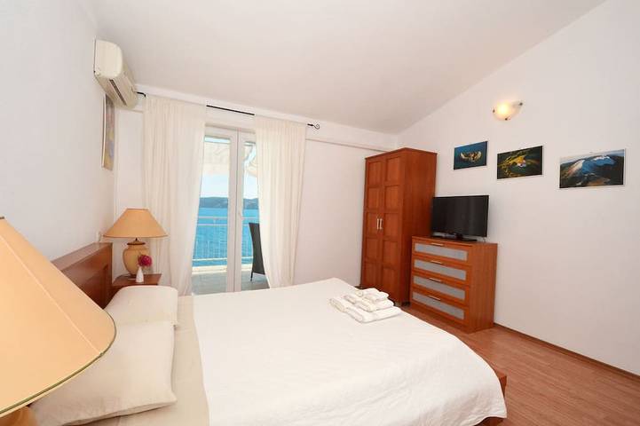 Entire apartment, Exclusive Location Beach Apartment "Jan"! New Open  Swimming Pool! in Trogir, Split-Dalmatia