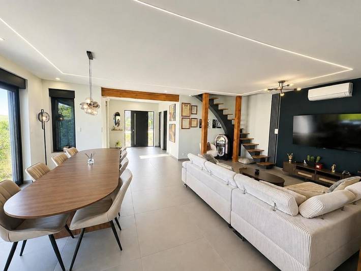 Location de vacances pour 9 personnes, avec Terrasse à Duisans
