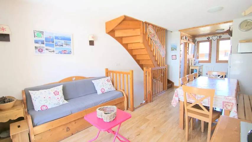 Gîte pour 8 personnes, avec vue ainsi que piscine et balcon à Puy-Saint-Vincent - 4