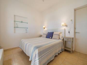 Villa in Cala Jondal, Sant Josep de sa Talaia für 8 