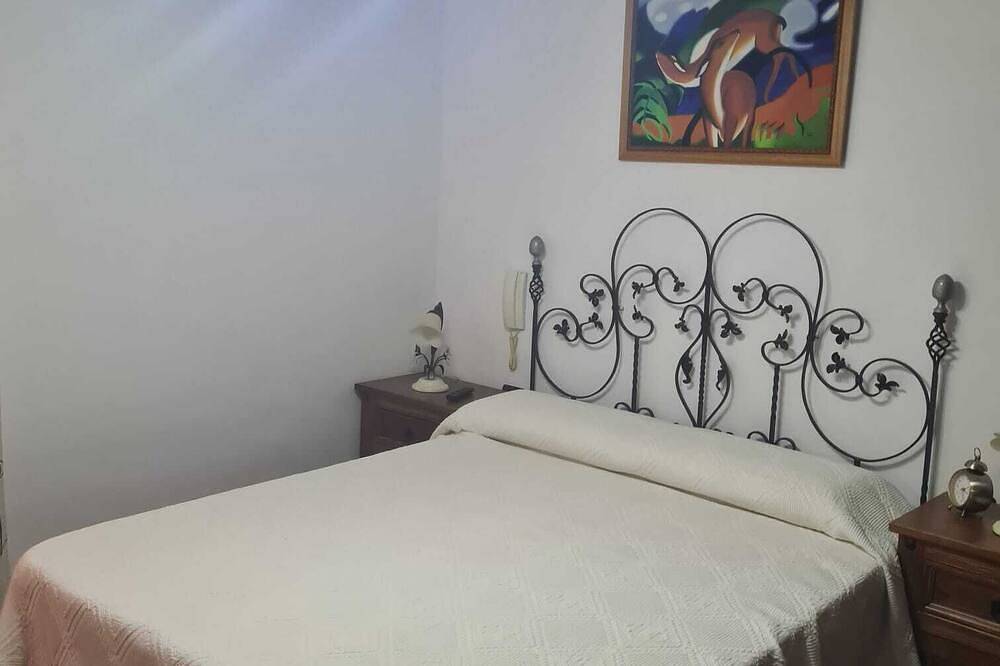 House on the natural beach of Abades in Abades, Arico