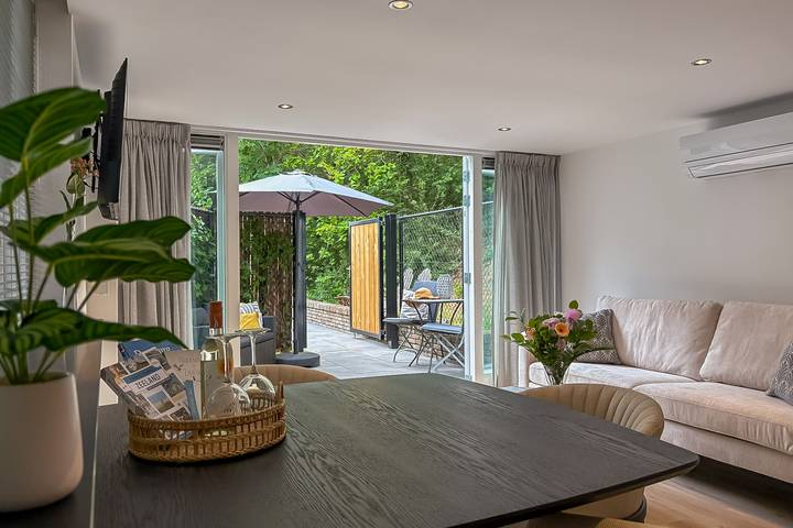 Charmantes Ferienhaus für 2 Personen mit Klimaanlage am Fuße der Dünen in Domburg in Domburg, Walcheren
