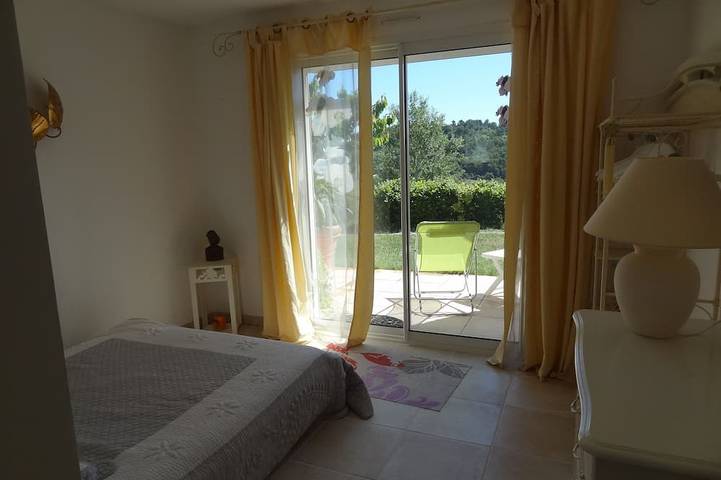 Gîte pour 2 personnes, avec jardin et terrasse à Manosque - 3