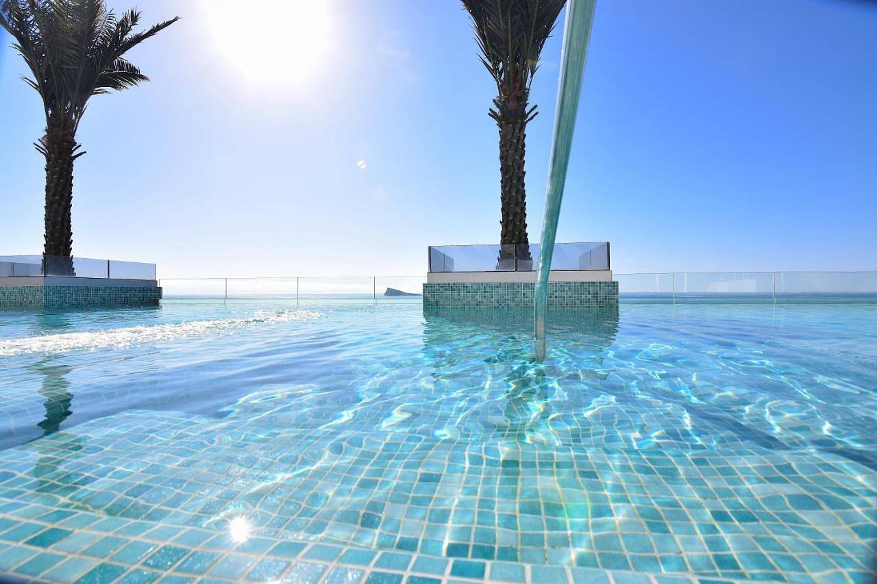 Appartement entier, Apartamento de lujo en primera linea de playa in Playa de Poniente, Benidorm