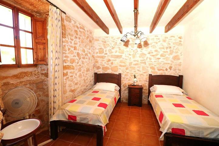 Finca für 6 Personen, mit Terrasse und Pool sowie Garten, mit Haustier in Es Llombards - 2