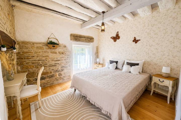 Location de vacances pour 11 personnes dans Chaux-Champagny - 2
