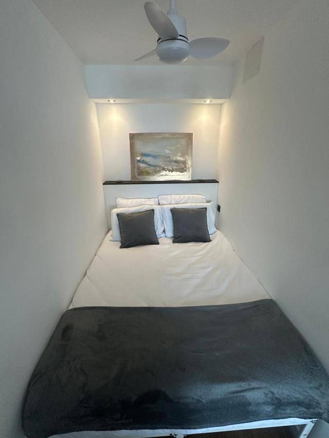 Gîte pour 4 personnes, avec vue ainsi que sauna et terrasse dans Plage du Miramar - 4