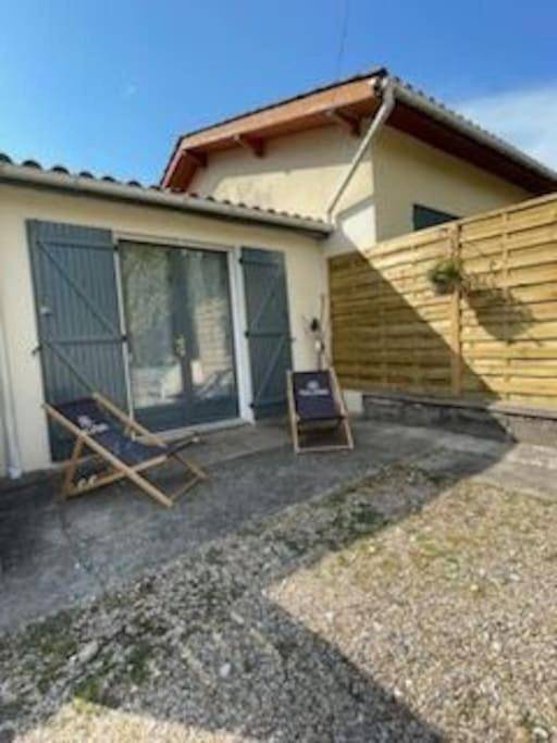 Location de vacances pour 4 personnes, avec terrasse et jardin à Vensac - 3