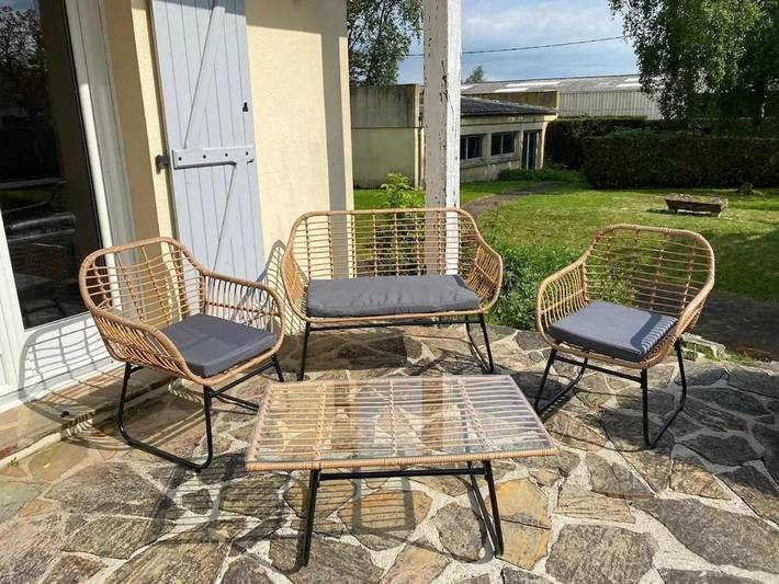 Location de vacances pour 12 personnes, avec jardin et terrasse à Thiron-Gardais - 3