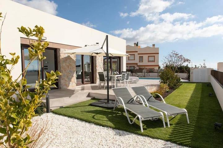 Casa rural para 6 personas, con vistas y piscina además de jardín y terraza en Finestrat - 3