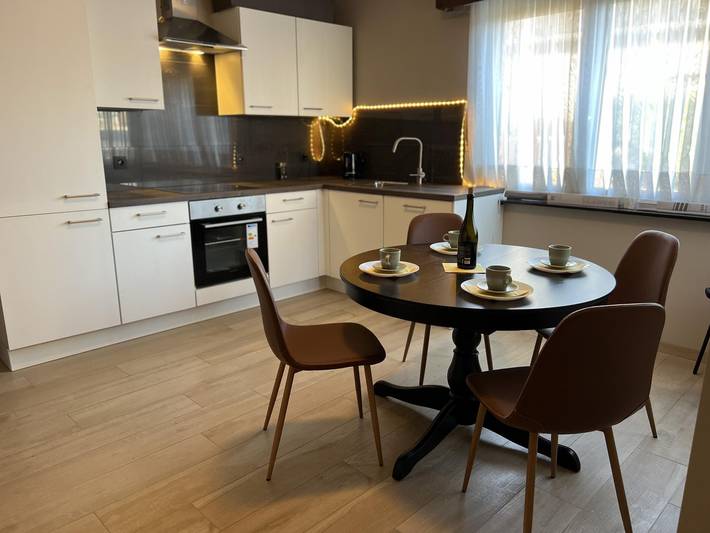 Location de vacances pour 8 personnes, avec terrasse et jardin à Bilzen - 2