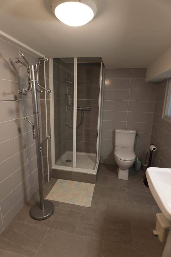 Gîte pour 3 personnes, avec jardin et vue, animaux acceptés à Lanildut - 4