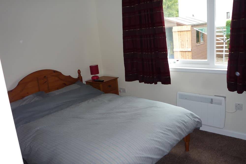 Well appointed detached bungalow with enclosed rear garden in Aviemore, Highlands