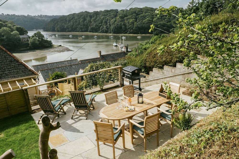 Schönes  Ferienhaus für 5 Gäste mit  W-Lan, Whirlpool, Tv, Terrasse und Haustiere erlaubt in Cornwall