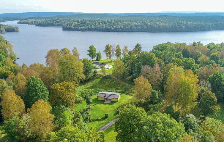 Ferienhaus für 5 Personen mit Seeblick in Borås, Västergötland