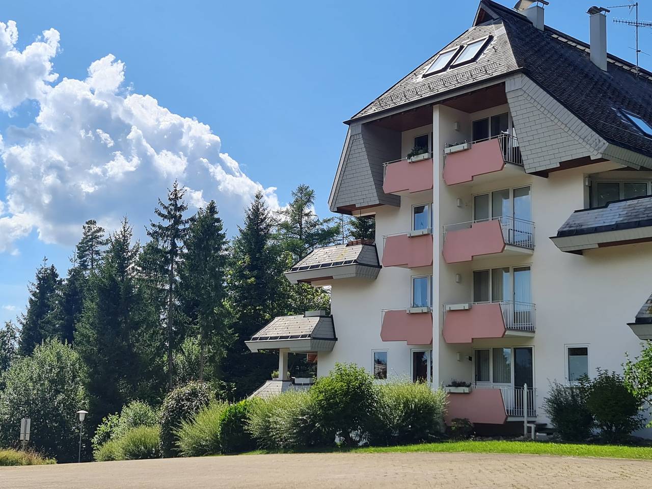 Ganze Wohnung, Ferienwohnung 'Schwarzwald Top' mit Privatterrasse, Gemeinschaftsgarten und Wlan in Saig (Lenzkirch), Lenzkirch