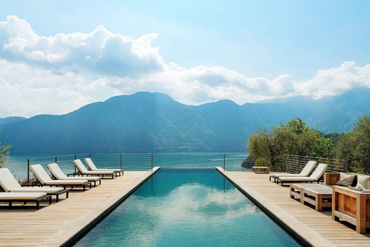 Villa für 12 Personen, mit Sauna und Ausblick sowie Seeblick und Garten am Comer See