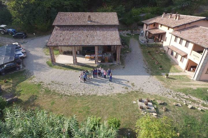 Ganze Wohnung, Piozzano: Apartment/ Flat - Piozzanoapartment in Farmhouse in Piozzano, Piacenza Provinz