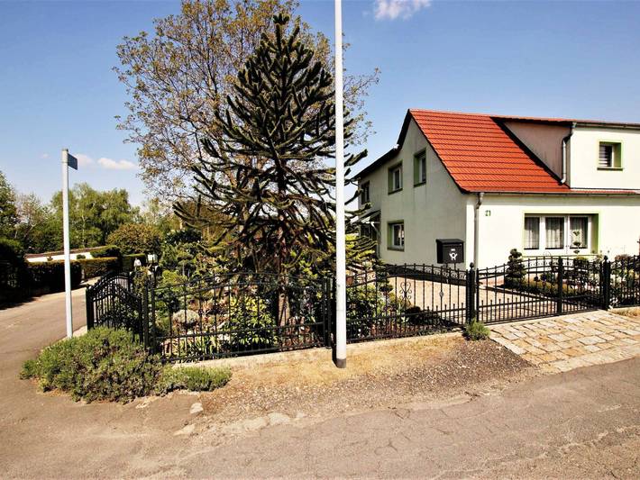 Ferienhaus für 3 Personen, mit Terrasse und Garten in Spremberg - 2