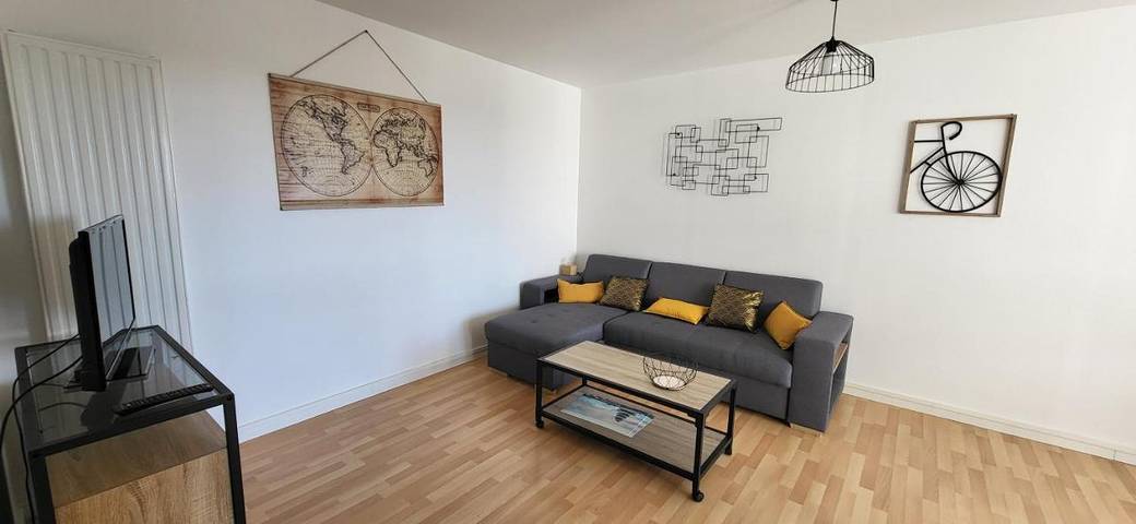 Gîte pour 3 personnes, avec vue et terrasse à Luxeuil-les-Bains - 2