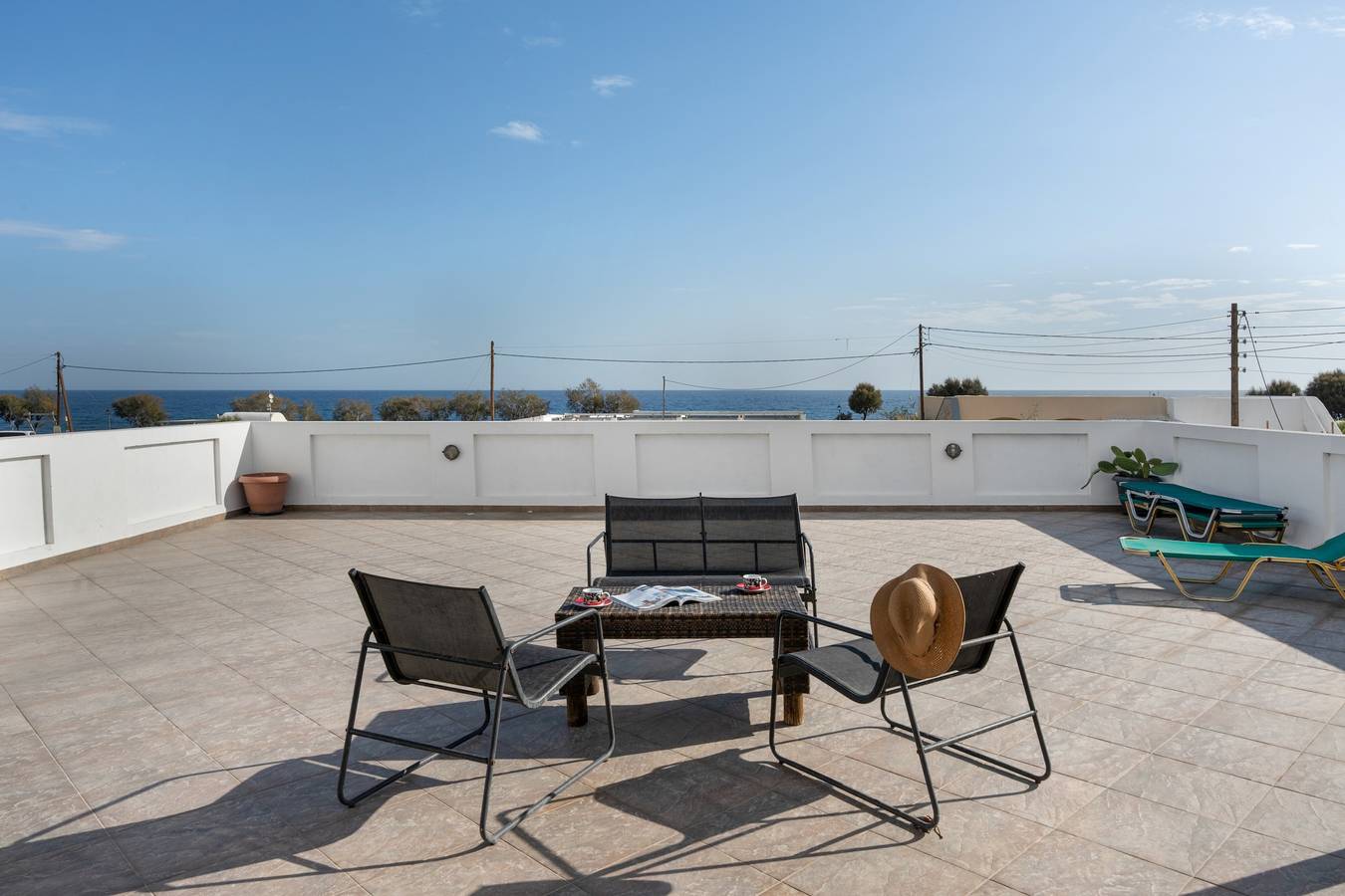 Apartamento entero, Aegean Blue Santorini Perivolos cerca de la playa con vistas al mar y Wi-Fi in Playa de Perivolos, Perissa