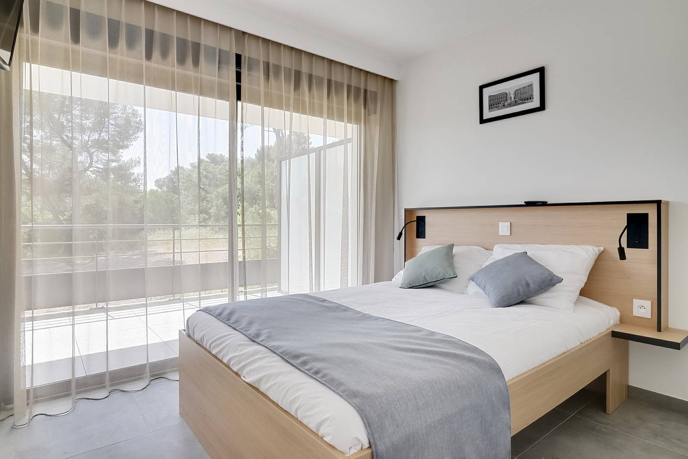 Evancy Vence — New deluxe suite for 8 people with 3 bedrooms in Vence (Alpes Marítimos), Costa mediterránea (Francia)