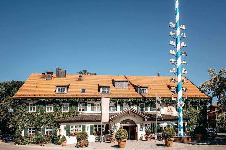 Hotel für 4 Personen, mit Terrasse und Garten sowie Sauna und Ausblick in Aying