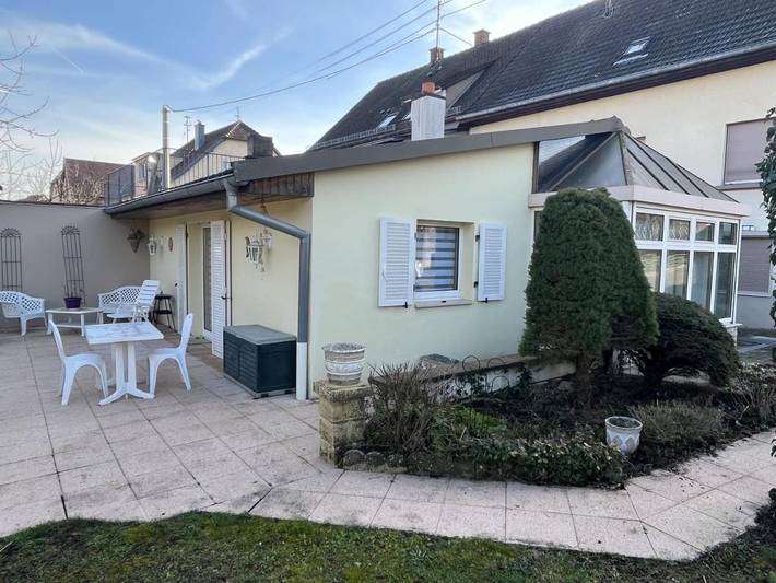 Ferienwohnung für 2 Personen, mit Terrasse und Garten in Rufach